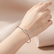 Orbit Solitaire Flexible 925 Sterling Silver Bracelet - Free Fit